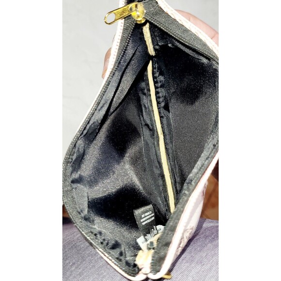 Harry Potter Train Ticket To Hogwarts Clutch Pouch Bag 6.5 x 4.5in. NWOT - Picture 10 of 10